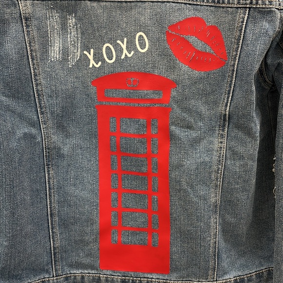 Jean Jacket ☎️ 💋 - Picture 2 of 9